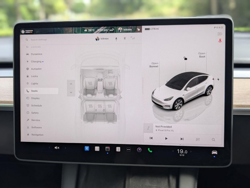 TESLA MODEL Y