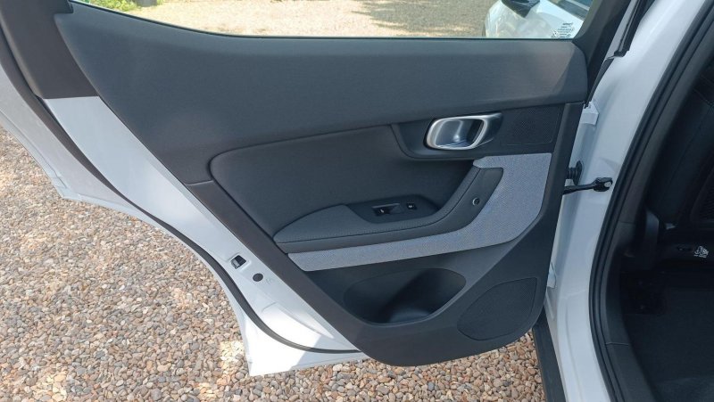POLESTAR POLESTAR 2