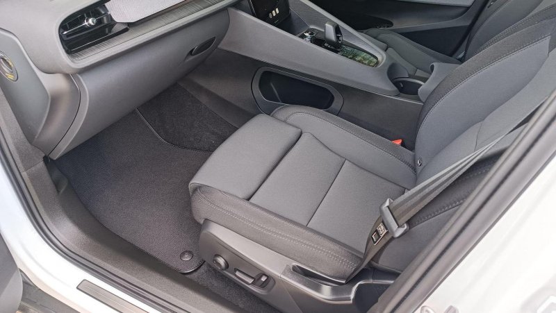 POLESTAR POLESTAR 2